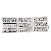 Peanuts: Flattie Crinkle Newspaper Accordion Book with Treat Finding Pockets and Squeakers